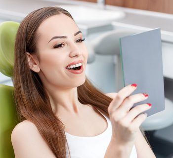 Teeth Crumbling Dream: What Does It Mean?
