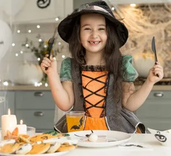 6 Halloween Treats That Won’t Ruin Your Teeth in Houston TX