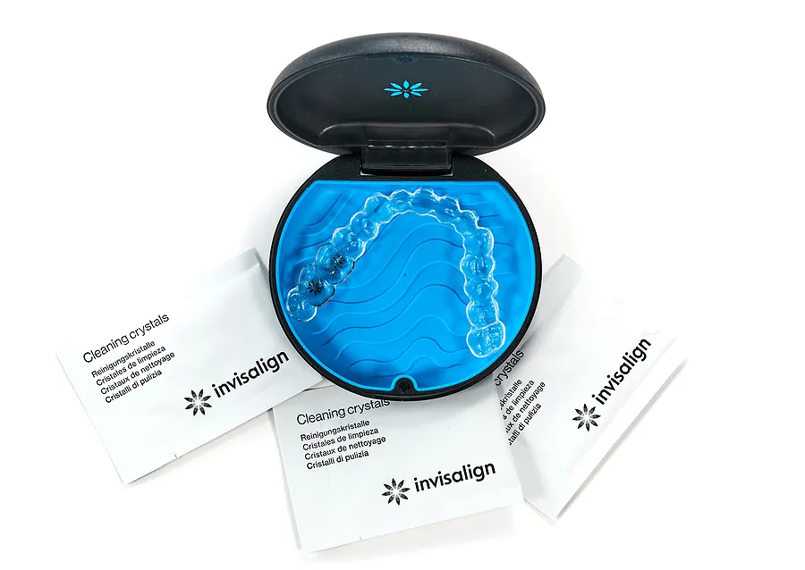 Achieve a Straighter Smile with Invisalign: The Clear Alternative to Braces in Houston TX