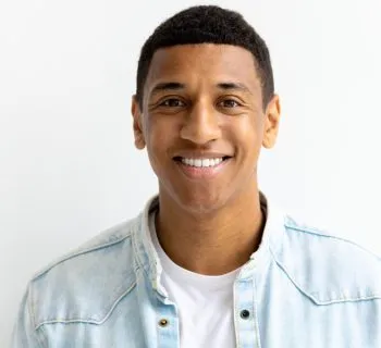 Five Reasons for Whitening Your Teeth in Houston TX